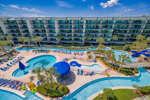 Phoenix on the Bay 1530 condo in Caswell