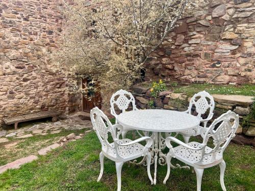 Dārzs, San Vicente de Robres in Las Ruedas De Ocon