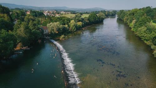 Tuvākā izklaides vieta, Apartman Kupa in Reštovo