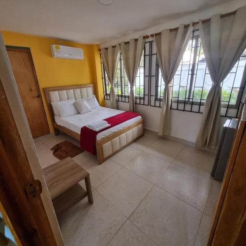 Double Room image 5
