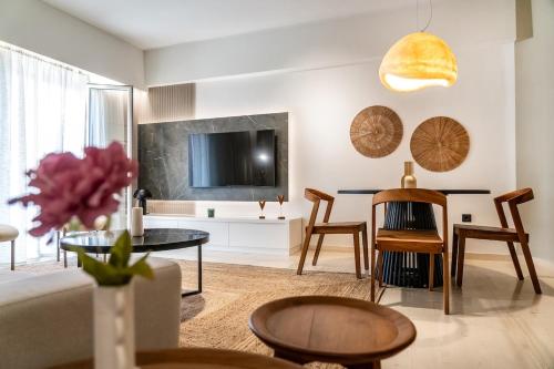 Central Athens Spacious Boho Retreat In Acropolis, Atény