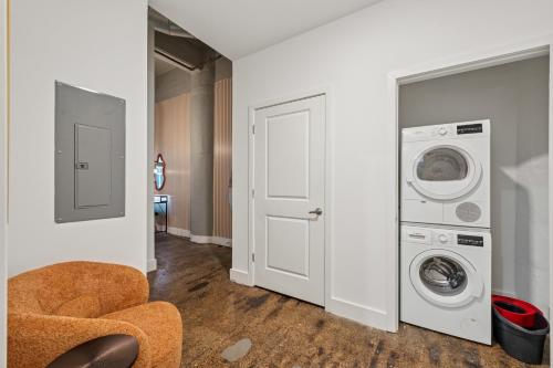 Large Studios, 1BR, Free Parking Gym, Game Room, Philadelphia (photo 3)
