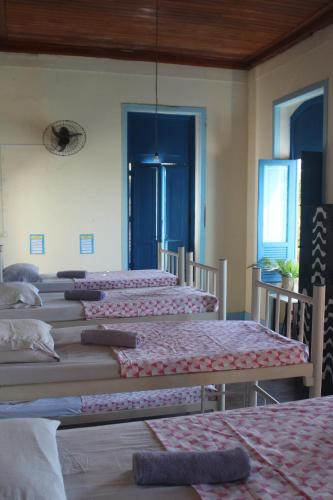 Bed in 8-Bed Mixed Dormitory Room image 1
