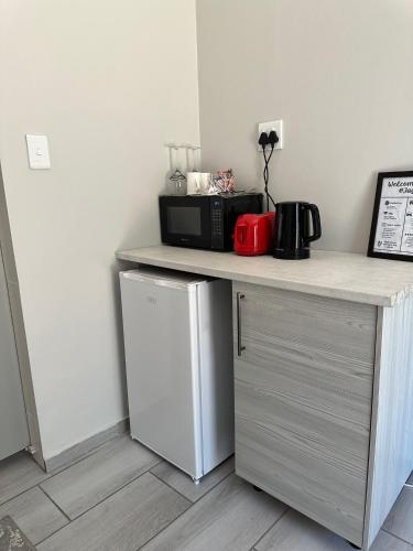 At JayRose At JayRose