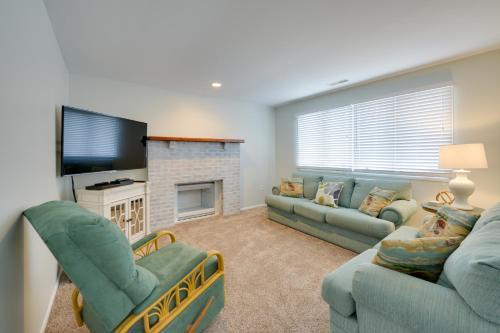 Central Sea Isle City Condo - 1 Block to the Beach in Sea Isle City, USA