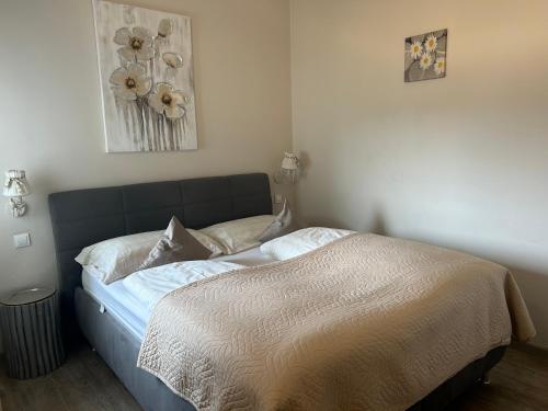 Warmbad Apartments - image 7
