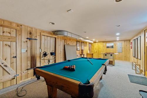 Eaglet Log Home Eaglet Log Home