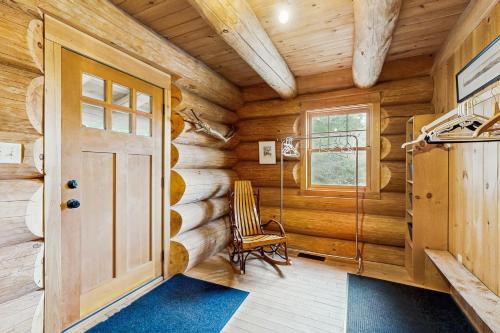 Eaglet Log Home Eaglet Log Home