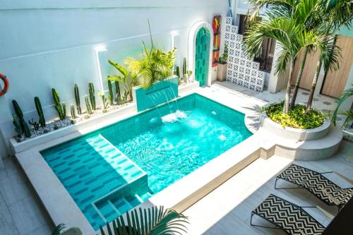 Casana Rosa Hotel