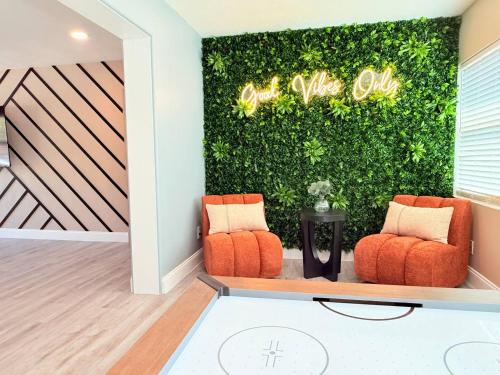 Spacious Orlando Stay Free Wifi Game Room in Orlando West