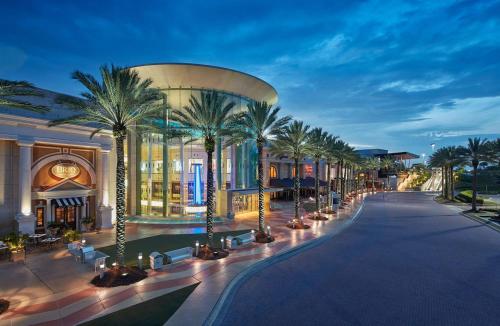 Spacious Orlando Stay Free Wifi Game Room in Orlando West