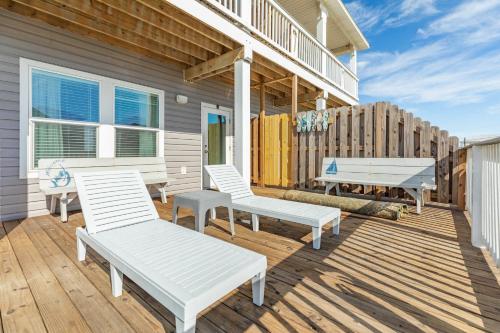 Great Ocean View Steps to Beach in Surfside Beach (TX)