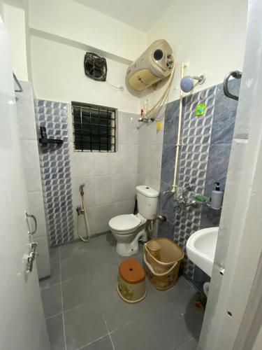 2 Bhk Apartment in Gachibowli - image 4