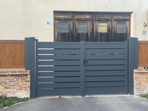 Зовнішній вигляд готелю, Résidence Borgia - Bois Vignolles, Appartement 2 (Residence Borgia - Bois Vignolles, Appartement 2) in Озуар-ла-Фер'єр