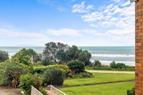 plaža, Seaside Holiday Apartments Tugun in Tugun