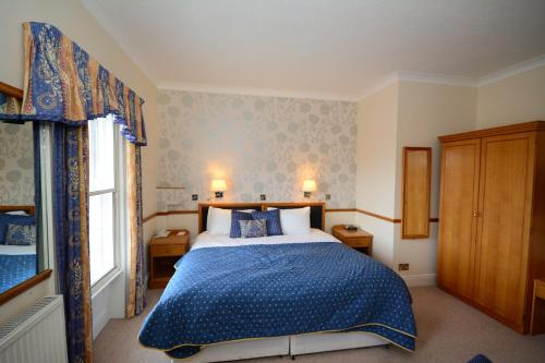 The Crescent Hotel - image 4