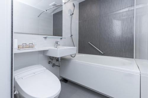 Economy Double Room with Small Double Bed and Shower room in Tokyu Stay  Osakahonmachi
