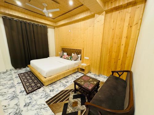 Samarth Kasauli Hills Bed & Breakfast 2 km from Mall Road - image 5