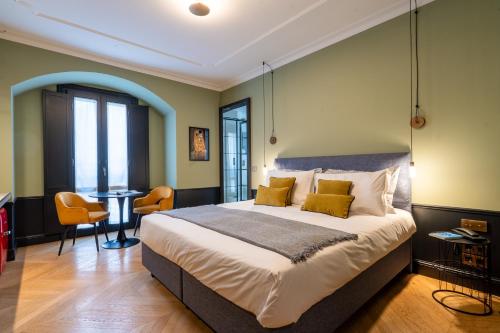 GuestHost - Brera Exclusive and Central Suites, Milano (foto 8)