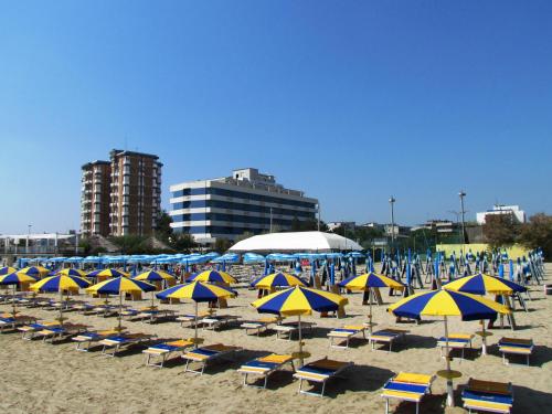 Grand Hotel Azzurra Club - image 11