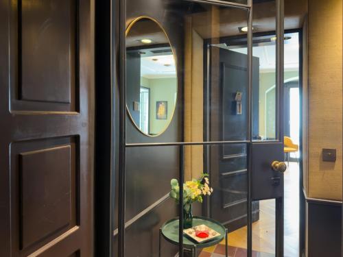 GuestHost - Brera Exclusive and Central Suites, Milano (foto 4)