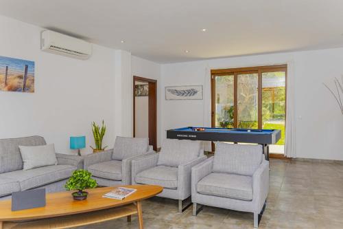 Villa image 1