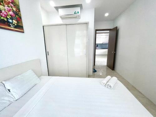 Two-Bedroom Apartment with Ocean View image 3