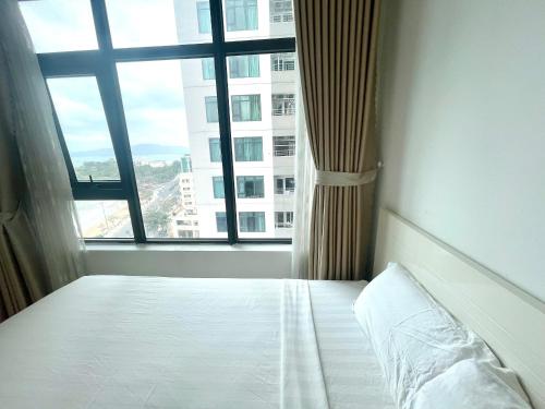 Two-Bedroom Apartment with Ocean View image 4