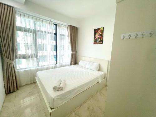 Two-Bedroom Apartment with Ocean View image 5