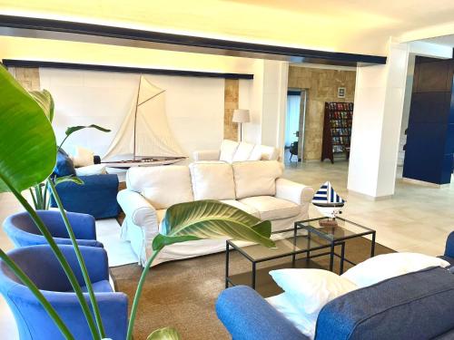 Hotel Garbi - image 6