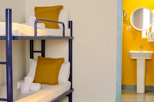 Sun & Moon Hostel – Barcelona, 08
