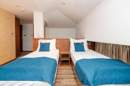 Triple Room image 10