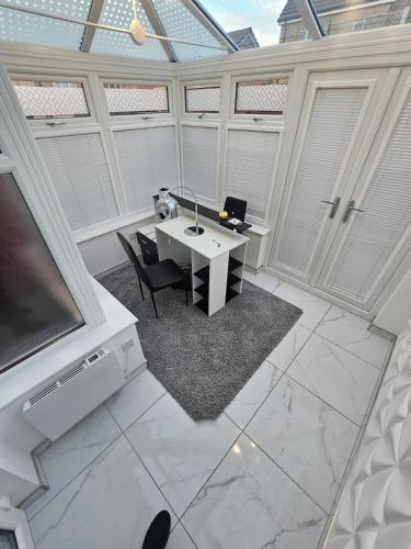 Very cosy 3 bedroom house close to city in Foleshill