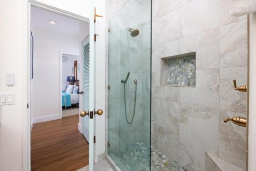 Big Island Kanaloa at Kona 2802 condo