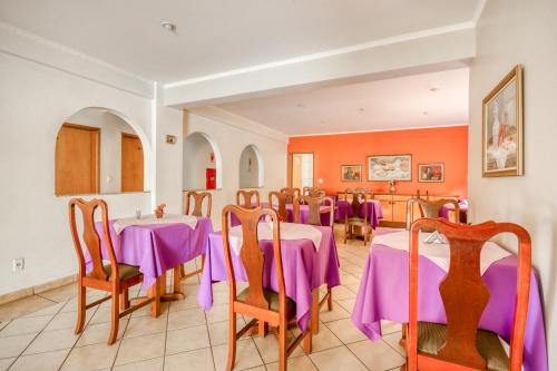 ห้องอาหาร, OYO Hotel Vila Rica, Ribeirao Preto in ริเบลราโอ เปรโต้