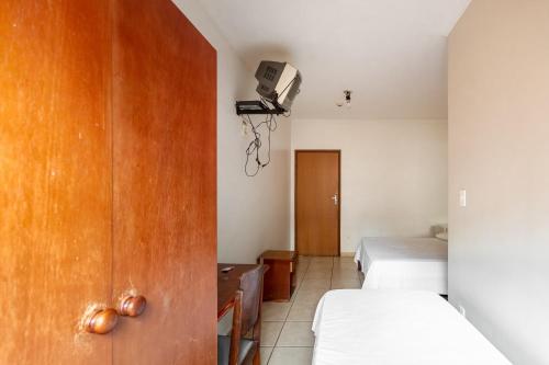 Standard Triple Room image 4