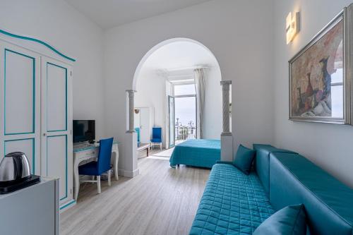 โรงแรมฟอนตานา (Hotel Fontana) in อมัลฟี