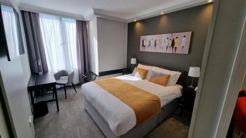Lancaster Hall Hotel - image 4