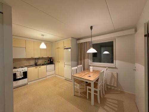 Kotimaailma - Kaksio keskustassa #20 in คอกโกลา