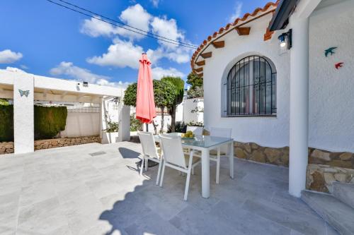 Villa image 6