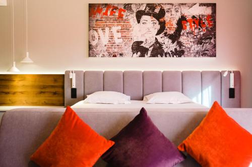 Ostend Hotel - main image