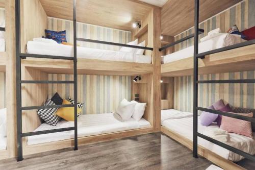 1 twin bed