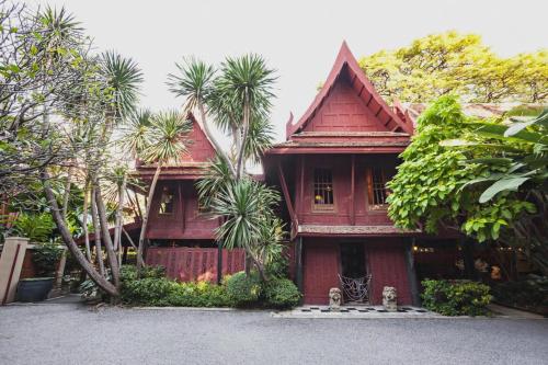 Exterior view, Episode 11 Hostel Sukhumvit near Akbar Restaurant