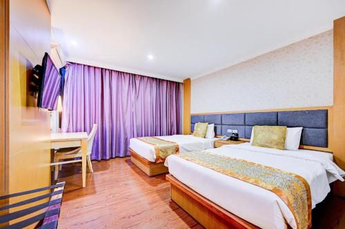 room detail thumbnail 0