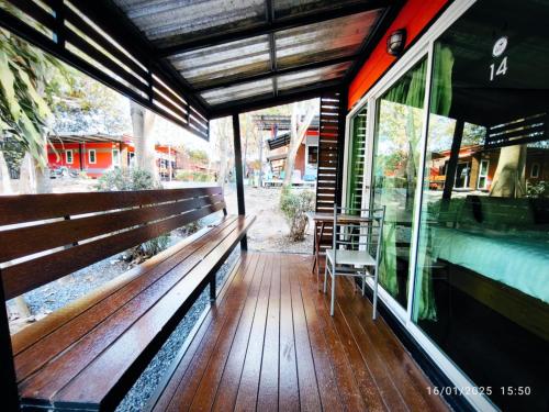 โรงแรมดีเทล in Chum Saeng