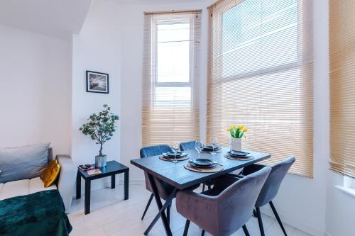 Private garden maisonette near city centre! Walking distance from Anfield, Liverpool (photo 7)