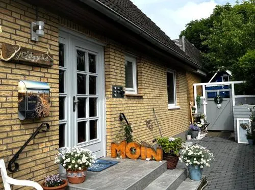 Haus Strandwinkel Ferienwohnung "Strandwinkel 1" in Scharbeutz, Deutschland