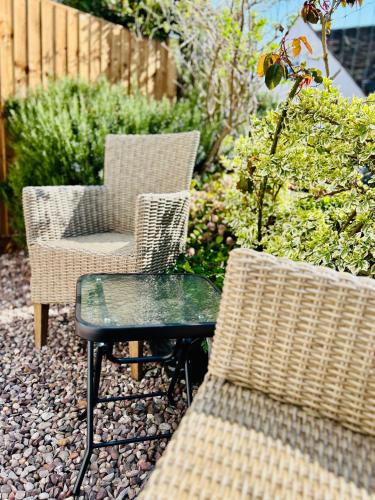 Зручності, Arden House in Ерундел