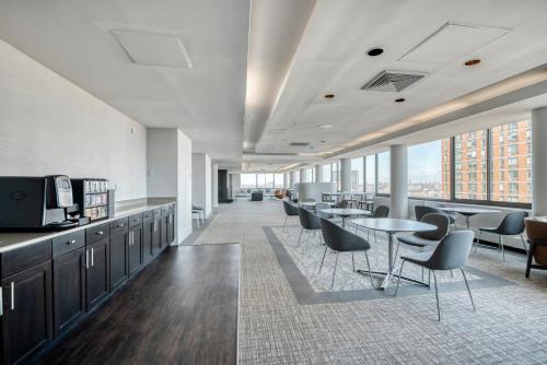 Létesítmények, Blueground UES gym wd nr museums NYC-1717 near Guggenheim Múzeum