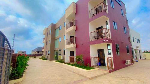 First HR Hotel in 布林布林